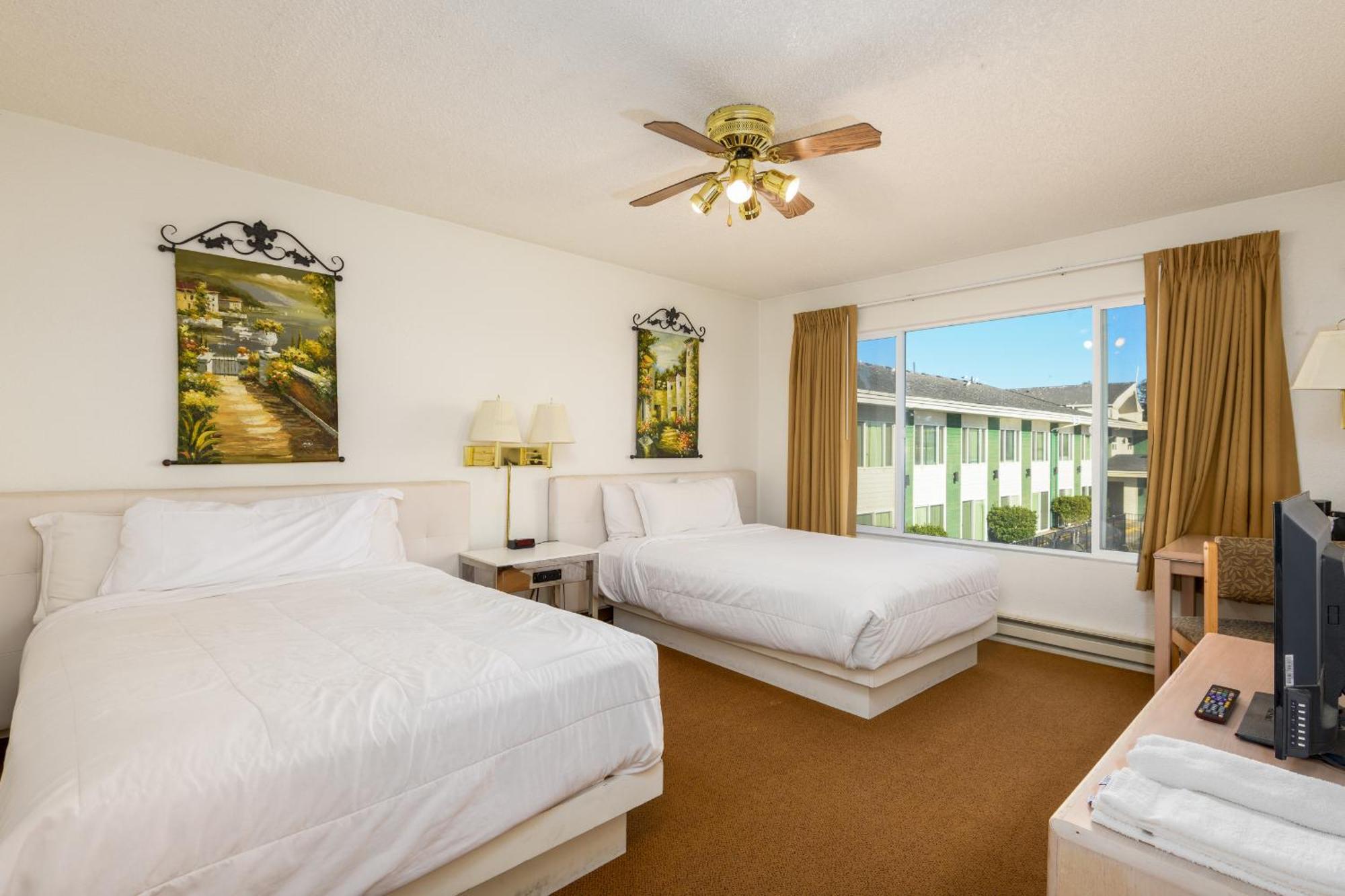 Alsi Resort Hotel Waldport Extérieur photo