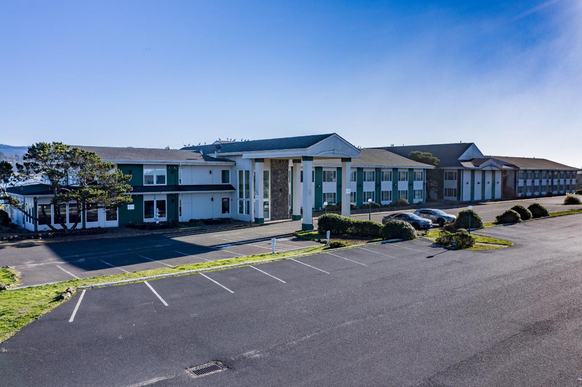 Alsi Resort Hotel Waldport Extérieur photo
