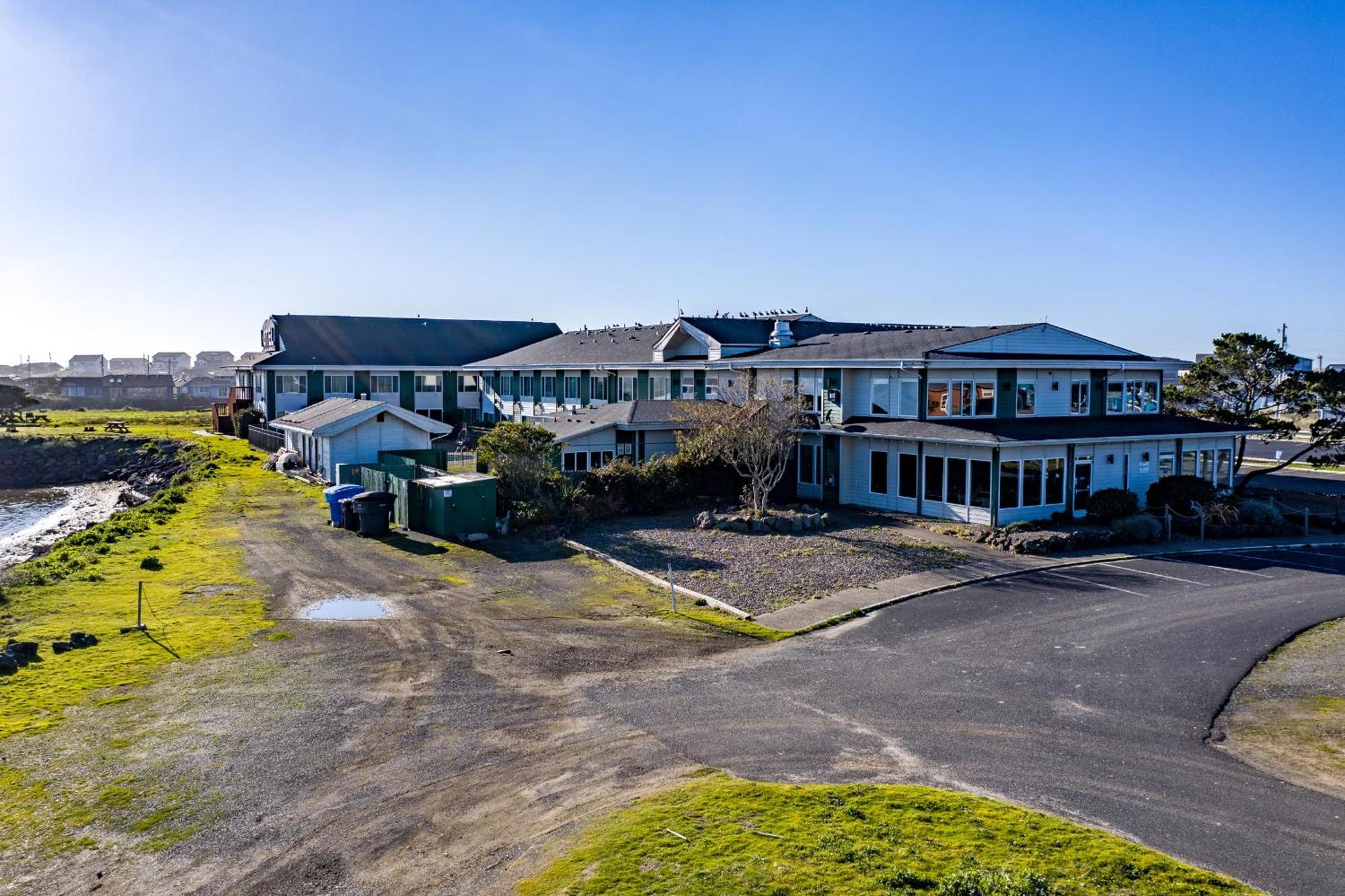 Alsi Resort Hotel Waldport Extérieur photo