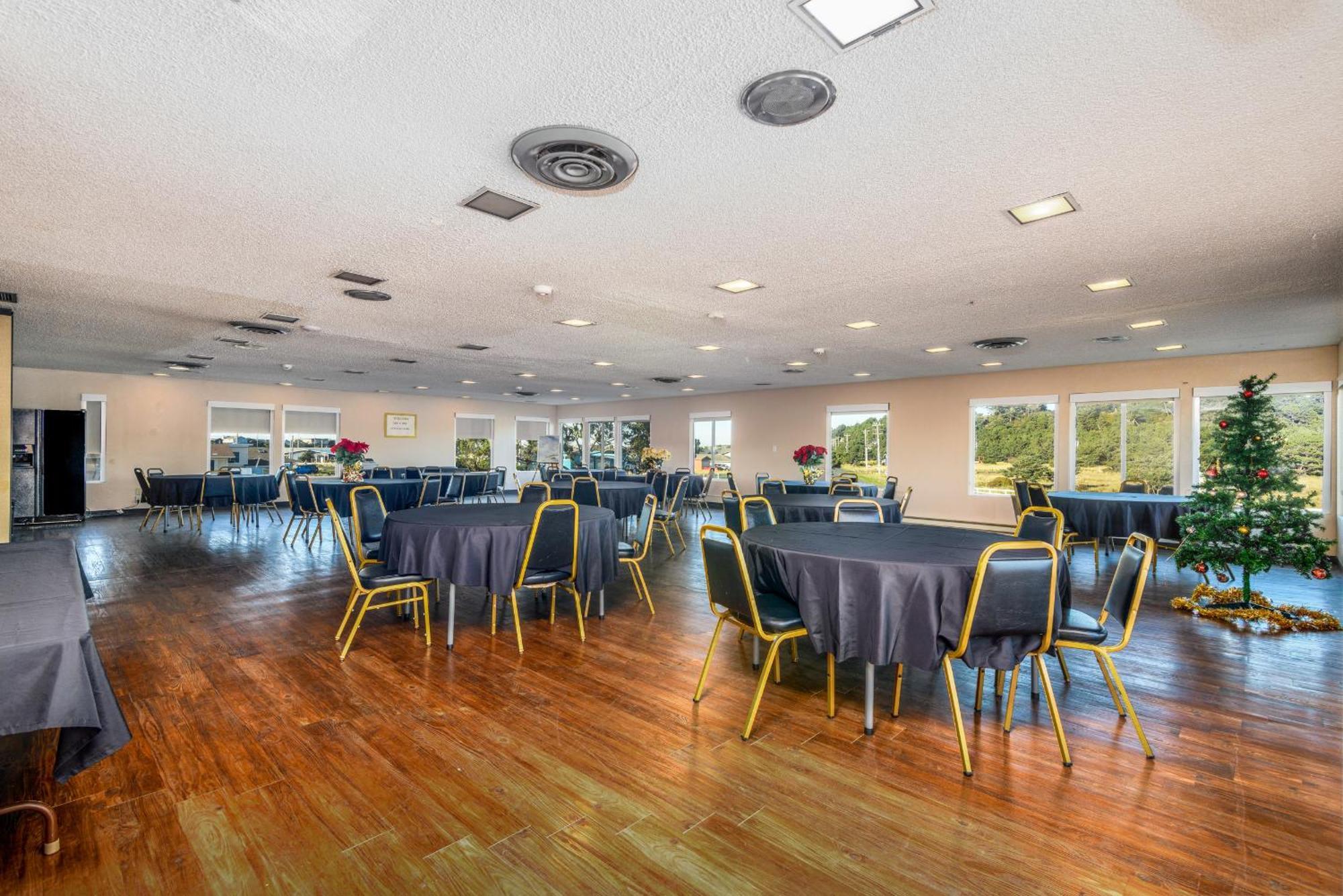 Alsi Resort Hotel Waldport Extérieur photo