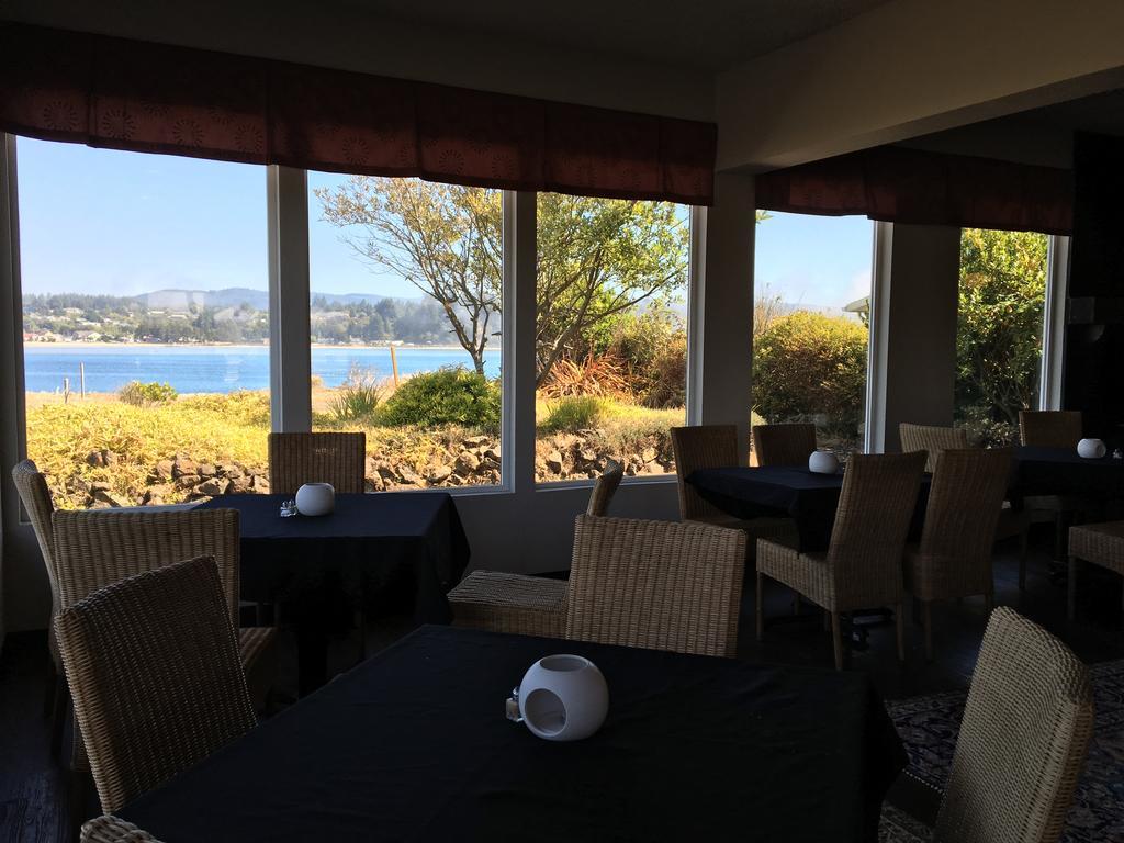 Alsi Resort Hotel Waldport Extérieur photo